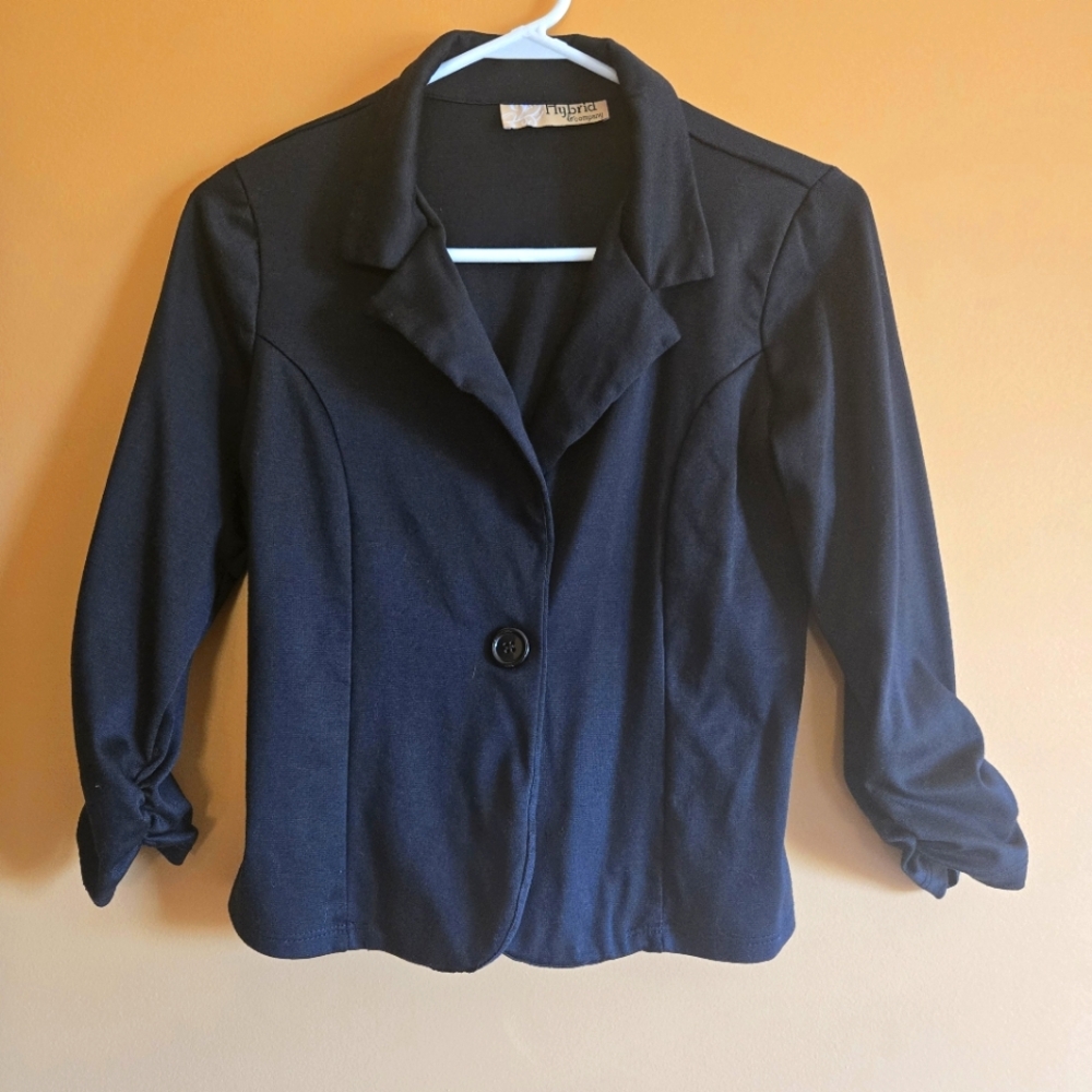 Hybrid & Co Button Blazer PTP=17"